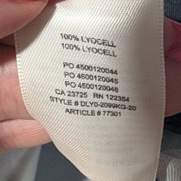 Aritzia The Group Babaton | Calipso Tropical Print Top - Picture 14 of 14